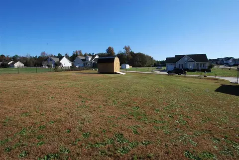 29 Fox Chase Ln, Smithfield, NC 27577 photo 5