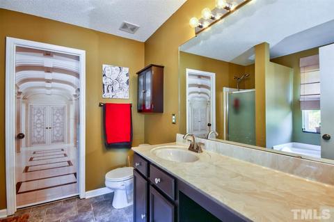 407 Pebblestone Dr, Durham, NC 27703 photo 14
