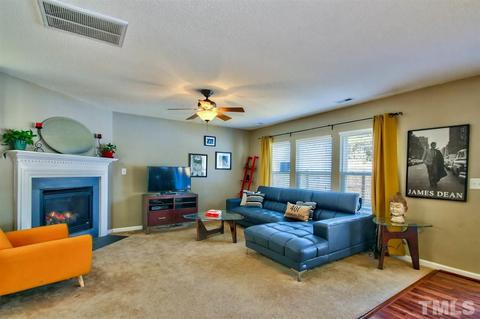 407 Pebblestone Dr, Durham, NC 27703 photo 4