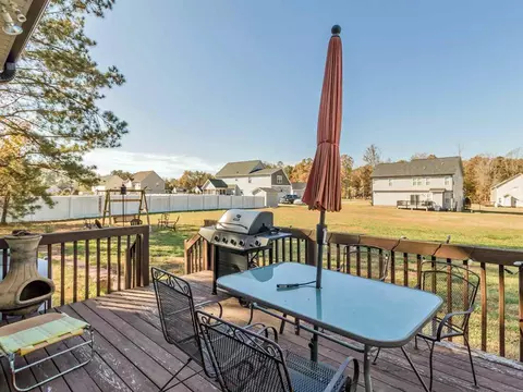 75 E Hackberry Ln, Youngsville, NC 27596 photo 21
