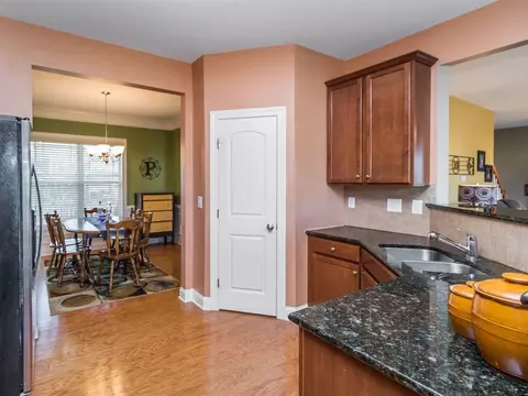 75 E Hackberry Ln, Youngsville, NC 27596 photo 11