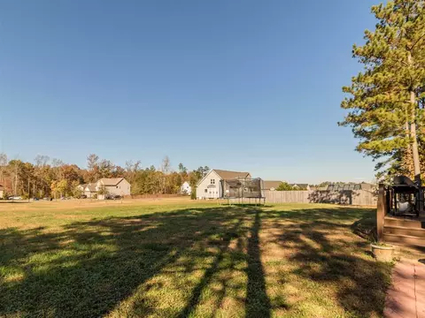 75 E Hackberry Ln, Youngsville, NC 27596 photo 23
