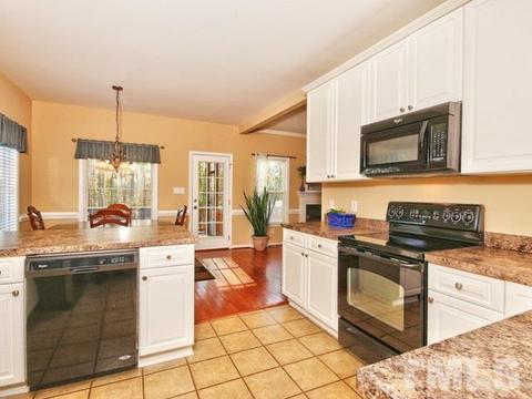 95 Jesse Dr, Smithfield, NC 27577 photo 7