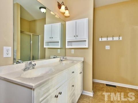 95 Jesse Dr, Smithfield, NC 27577 photo 11