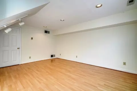 3913 Olde Coach Rd, Durham, NC 27707 photo 9