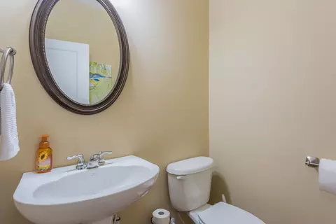 2409 Pear Tree Ln, Durham, NC 27703 photo 17