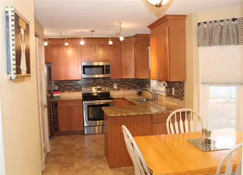 1328 Logan St, Durham, NC 27704 photo 9