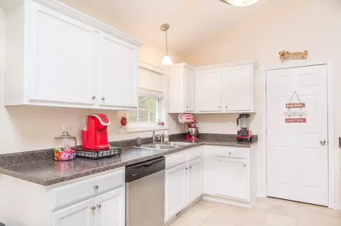117 Carriage Hill Dr, Stem, NC 27581 photo 11