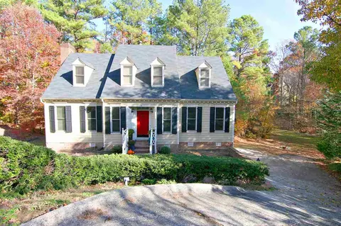 19 Birchcrest Ct, Durham, NC 27713 photo 2