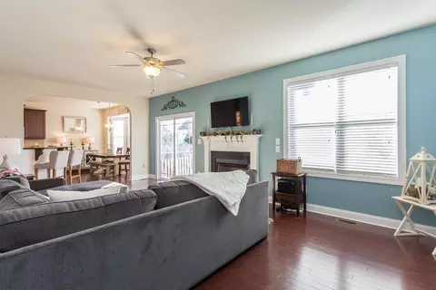 55 E Hackberry Ln, Youngsville, NC 27596 photo 11