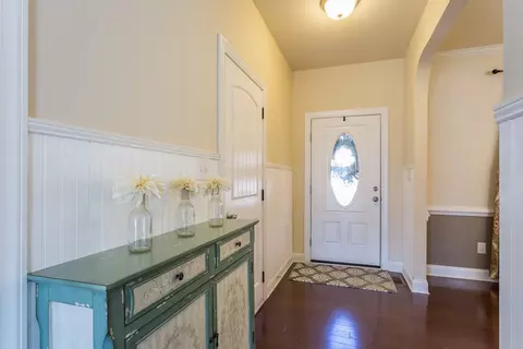 55 E Hackberry Ln, Youngsville, NC 27596 photo 3