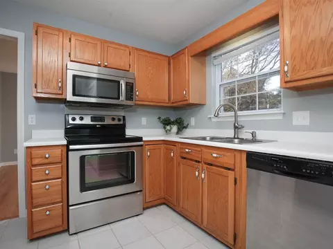1421 Freshwater Ct, Wake Forest, NC 27587 photo 5