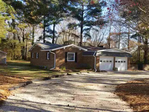 821 Davis Mill Rd, Selma, NC 27576 photo 2