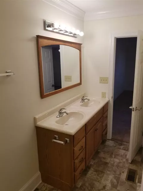 821 Davis Mill Rd, Selma, NC 27576 photo 8