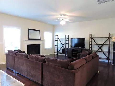 140 Windrush Ln, Durham, NC 27703 photo 7