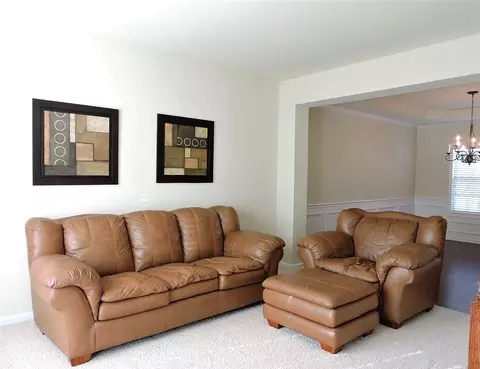 140 Windrush Ln, Durham, NC 27703 photo 3