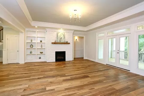 114 Crestview Rd, Raleigh, NC 27609 photo 2