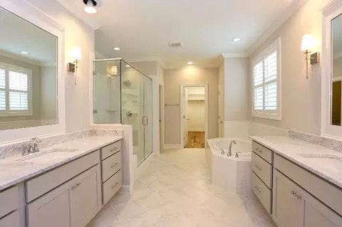 114 Crestview Rd, Raleigh, NC 27609 photo 13