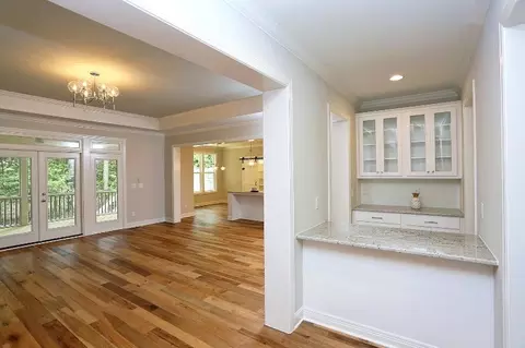 114 Crestview Rd, Raleigh, NC 27609 photo 8