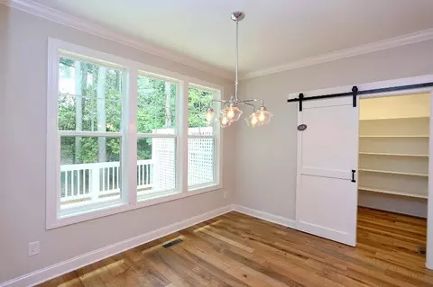 114 Crestview Rd, Raleigh, NC 27609 photo 7