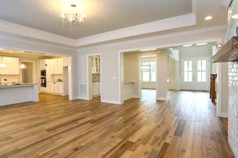 114 Crestview Rd, Raleigh, NC 27609 photo 3