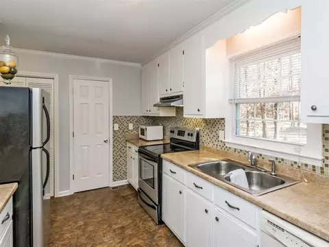 6112 Guess Rd, Durham, NC 27712 photo 6