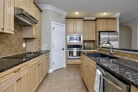 1038 Heather Ln, Wake Forest, NC 27587 photo 4