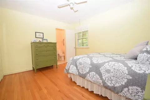 19 Winthrop Ct, Durham, NC 27707 photo 5