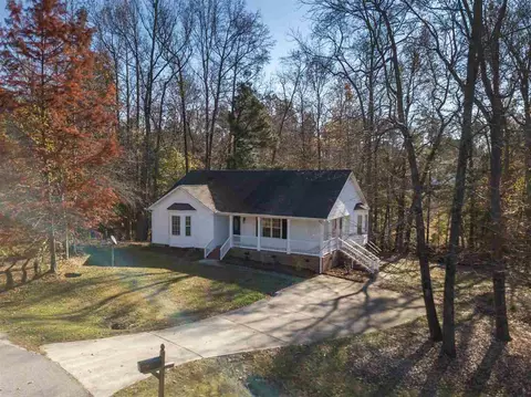 104 Laura Ln, Garner, NC 27529 photo 2