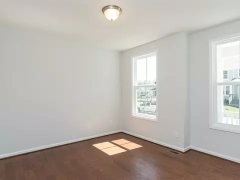 7 Arundel St, Durham, NC 27703 photo 4