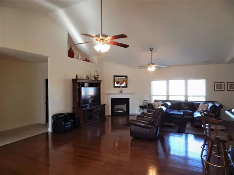 105 Bryerstone Dr, Willow Spring, NC 27592 photo 4