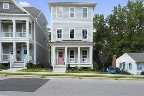 207 Walnut St, Cary, NC 27511 photo 1