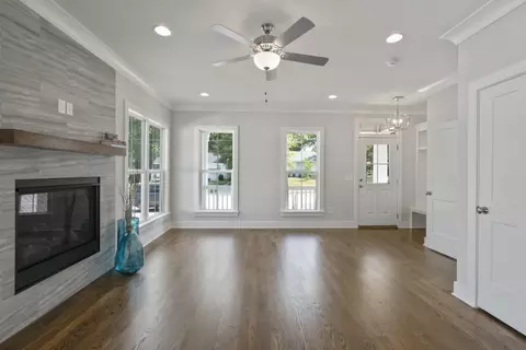 207 Walnut St, Cary, NC 27511 photo 14