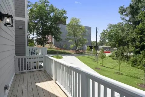 207 Walnut St, Cary, NC 27511 photo 16