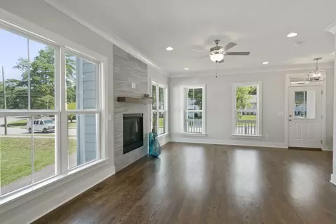 207 Walnut St, Cary, NC 27511 photo 13
