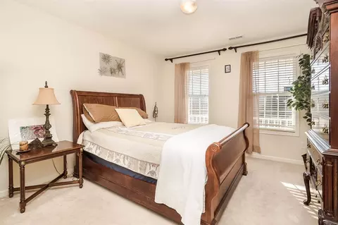 2 Laurel Leaf Ct, Durham, NC 27703 photo 17