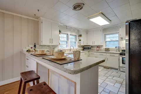 3310 Hope Valley Rd, Durham, NC 27707 photo 8