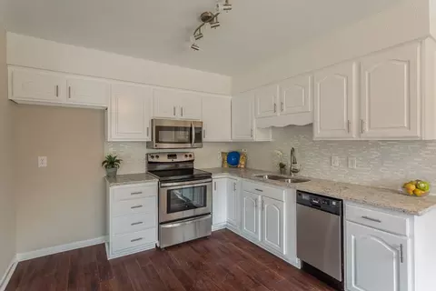 4609 High Meadow Rd, Durham, NC 27712 photo 2
