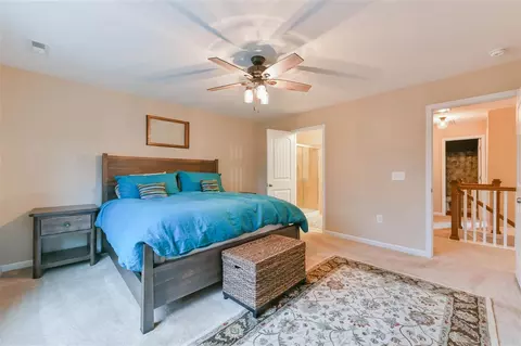 210 Lynchwick Ln, Durham, NC 27703 photo 9