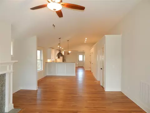 1306 Lancaster St, Durham, NC 27701 photo 5