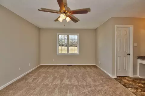 159 Lansing Dr, Benson, NC 27504 photo 6