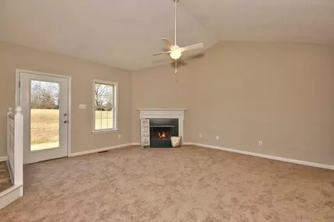 159 Lansing Dr, Benson, NC 27504 photo 3