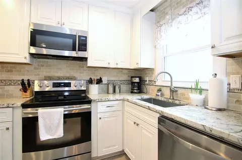 2007 Little Pond Pl, Willow Spring, NC 27592 photo 8