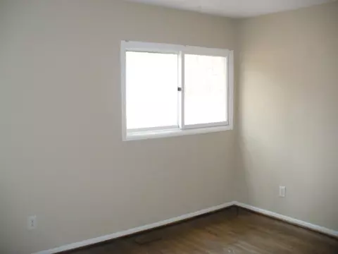 5329 Russell Rd, Durham, NC 27712 photo 12