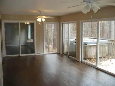 5329 Russell Rd, Durham, NC 27712 photo 8