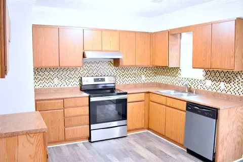 12 Howlett Pl, Durham, NC 27703 photo 6