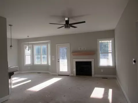 40 Shady Lane Cir, Pine Level, NC 27568 photo 4