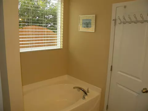 9 Olde Union Ct, Durham, NC 27703 photo 14