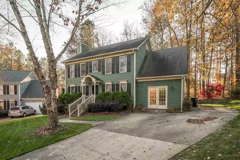24 Swallows Ridge Ct, Durham, NC 27713 photo 2