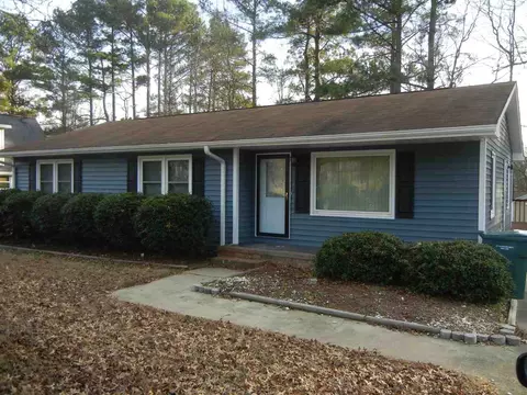 1107 Calumet Dr, Durham, NC 27704 photo 1